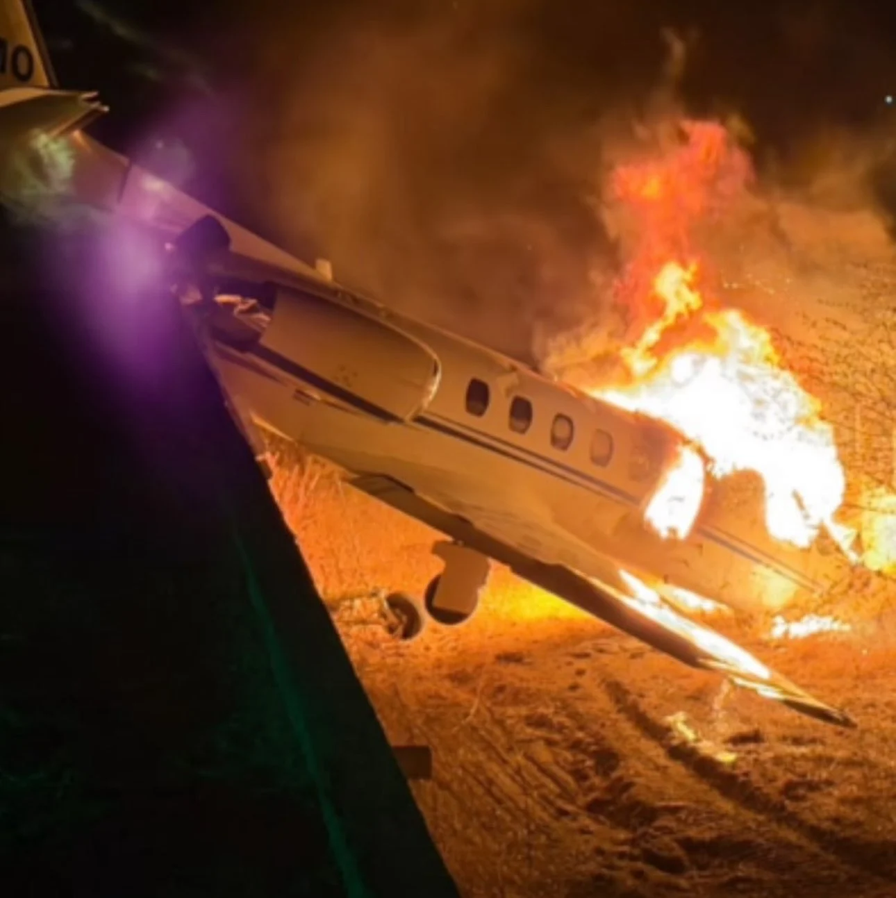 O avião envolvido na ocorrência era um Cessna 550 Bravo, de matrícula PP-WMO. Segundo informações do Registro Aeronáutico Brasileiro, a aeronave estava regular e tinha certificado de aeronavegabilidade válido até maio de 2027.