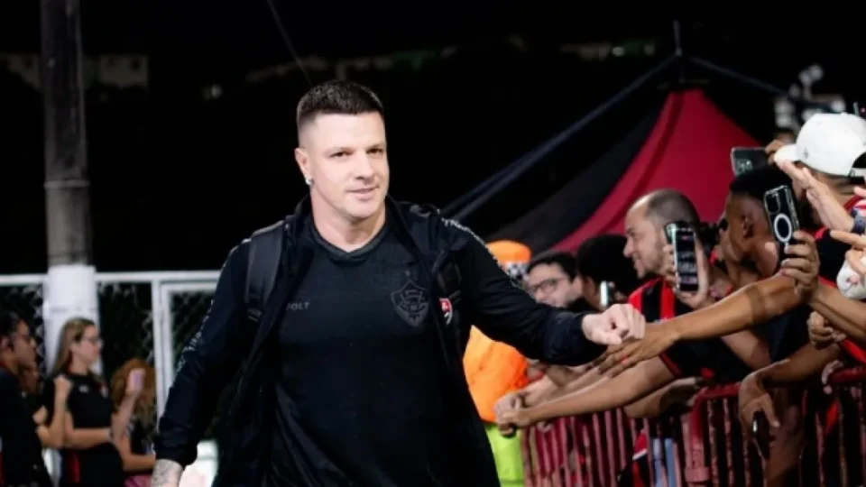 Vitória x Vasco decide hoje vaga na semi da Copa do Brasil