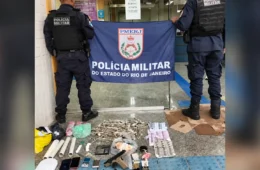 Líder do TCP e companheira são presos com drogas, arma e R$ 34 mil no RJ