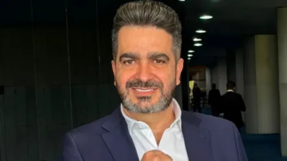 Leonardo Avalanche desiste de candidatura à Presidência pelo PRTB a quatro dias do primeiro turno