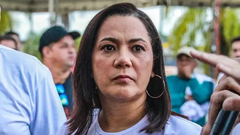Republicanos acusa governadora do Acre de usar servidora como motorista dos filhos