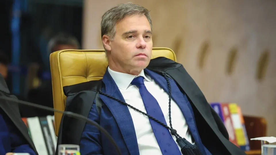 Mendonça homologa delação de empresário que fez repasses para Dark Horse