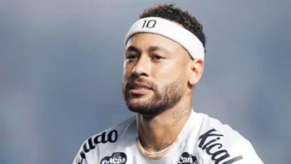 Palmeiras provoca Neymar após críticas ao gramado da Vila Belmiro: “Parabéns, ótimo trabalho”
