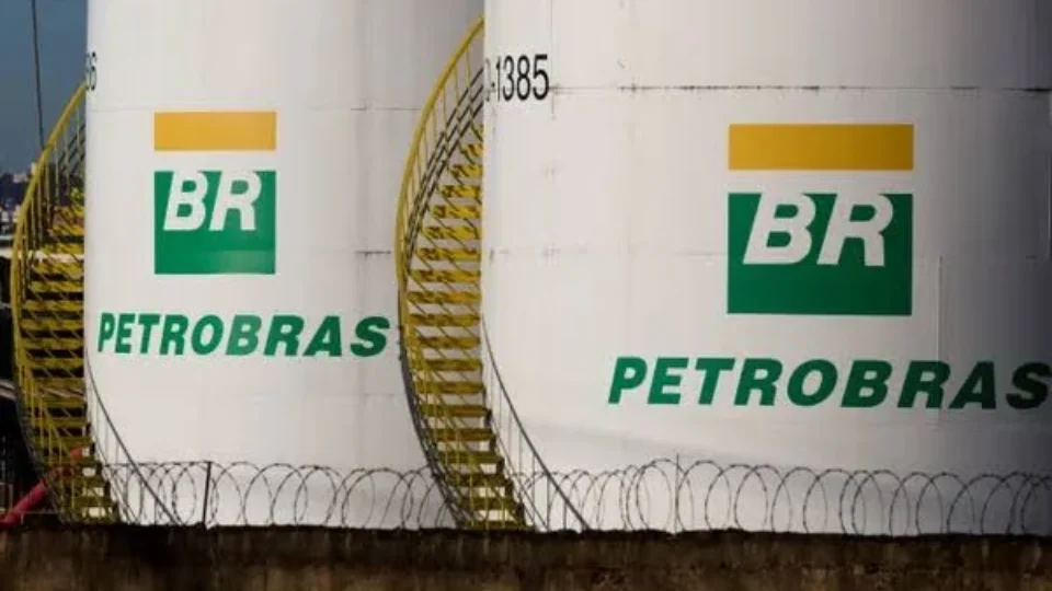 Petrobras fecha contrato de 22 anos para comprar gás dos EUA e garantir 800 mil toneladas por ano