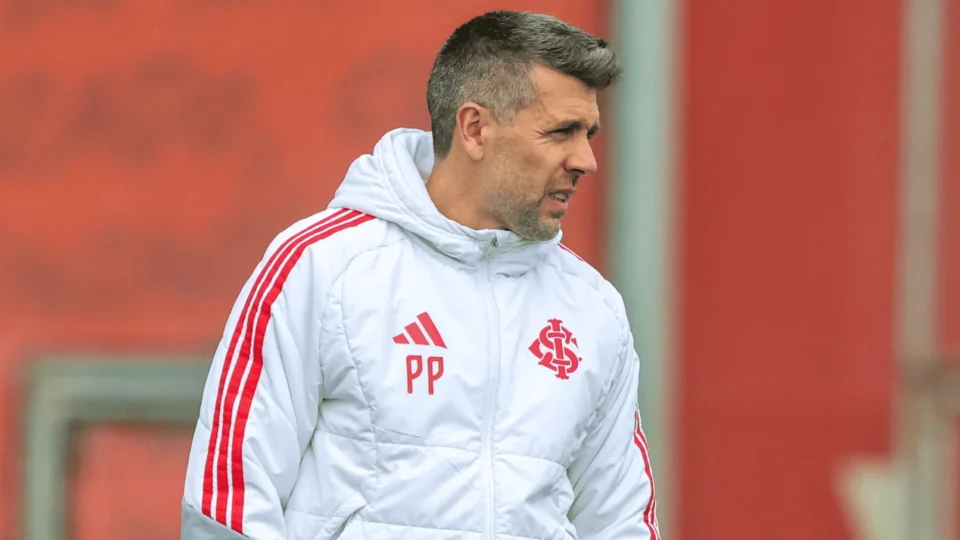 Paulo Pezzolano deixa Inter após crise e queda no Brasileirão