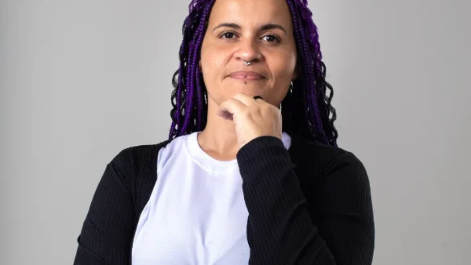 Quem é Professora Delliana? Conheça a candidata do PSOL ao Senado pela Bahia