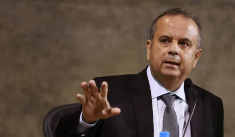Rogério Marinho chama Lula de “mal-intencionado e burro” em debate sobre escala 6×1