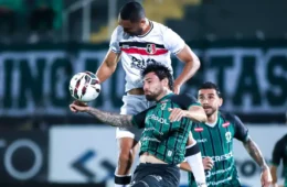 Santa Cruz vence o Floresta e respira na Série C