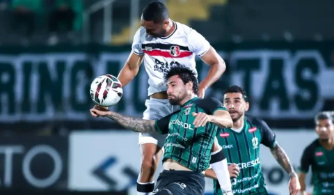 Santa Cruz vence o Floresta e respira na Série C