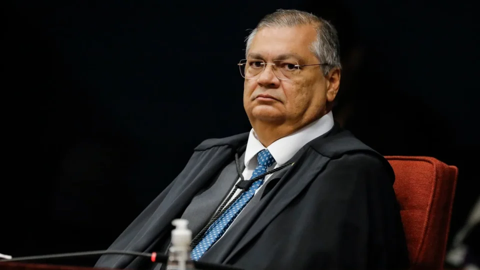Flávio Dino pediu para ser “juiz universal” no STF em disputa contra o TSE