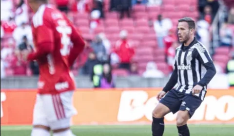 Santos vence o Internacional por 3 a 2 no Beira-Rio e afunda o Colorado no Brasileirão