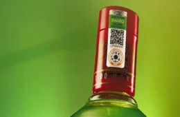 Novo selo permite descobrir pelo celular se garrafa de bebida é original