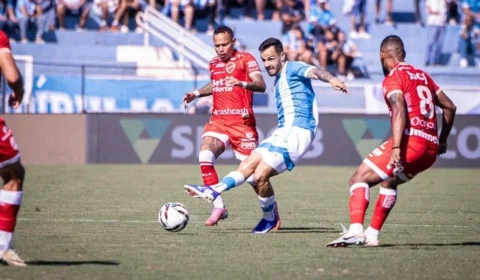 Líder Vila Nova recebe Londrina em duelo de extremos na reta final da Série B