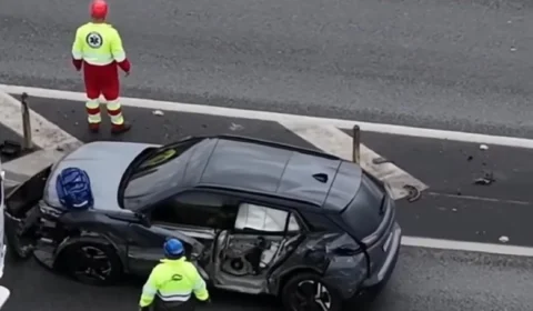 Motociclista morre após colisão envolvendo moto carro e caminhão na Via Anchieta