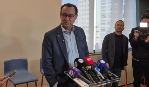 Cury diz que não haverá “blindagem” em um eventual governo e cobra explicações de Moraes