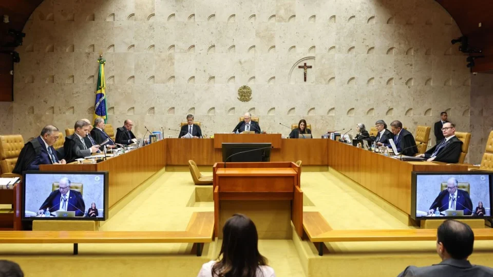 STF tem sessão mais tensa da história recente em julgamento que pode investigar Moraes