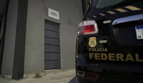 PF deflagra operação contra suspeita de desvios e afasta prefeito de Coari no Amazonas