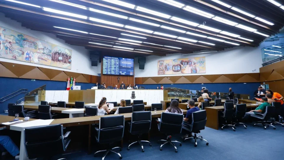 Câmara de BH aprova empréstimo de até R$ 1 bilhão para obras no Anel Rodoviário