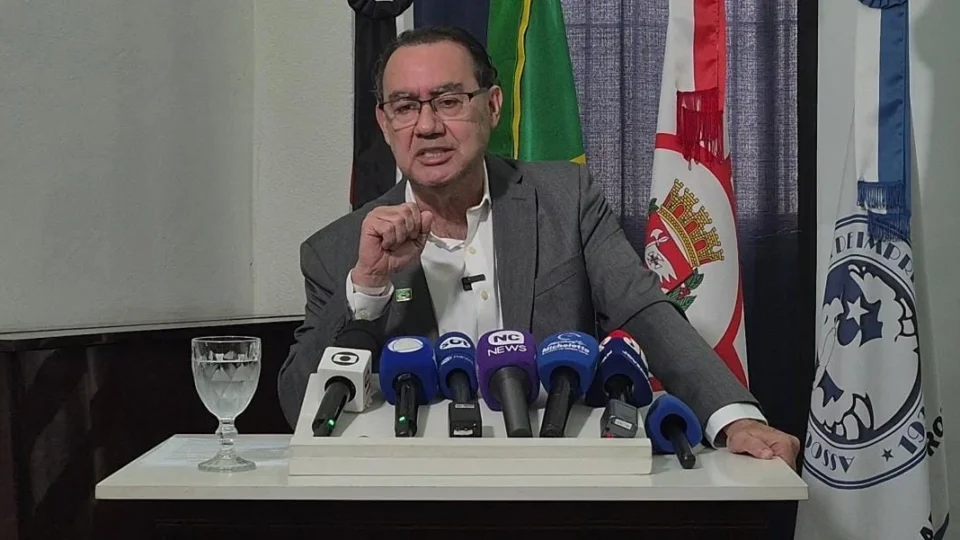 Augusto Cury cobra auditoria nacional e internacional na Meta e questiona alcance de sua candidatura nas redes sociais