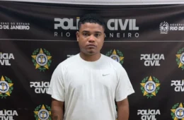 Polícia Civil prende no Galeão suspeito de liderar esquema de receptação de celulares