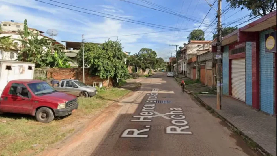 Homem é morto a facadas em BH; irmãos mudam versão e apontam suspeita contra homem que deixou prisão há três dias
