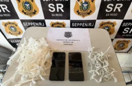 Polícia Penal apreende mais de 1 mil celulares e 20 kg de drogas em presídios do Rio
