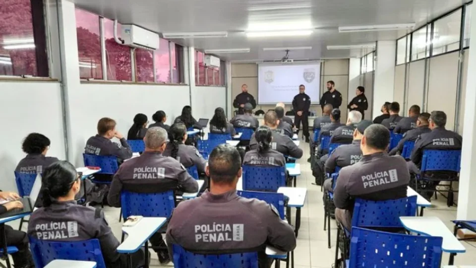 Governo e universidades federais reforçam treinamento em 138 presídios estratégicos contra o crime organizado