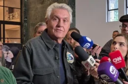 Caiado quer ampliar uso de satélites para antecipar eventos climáticos no Brasil
