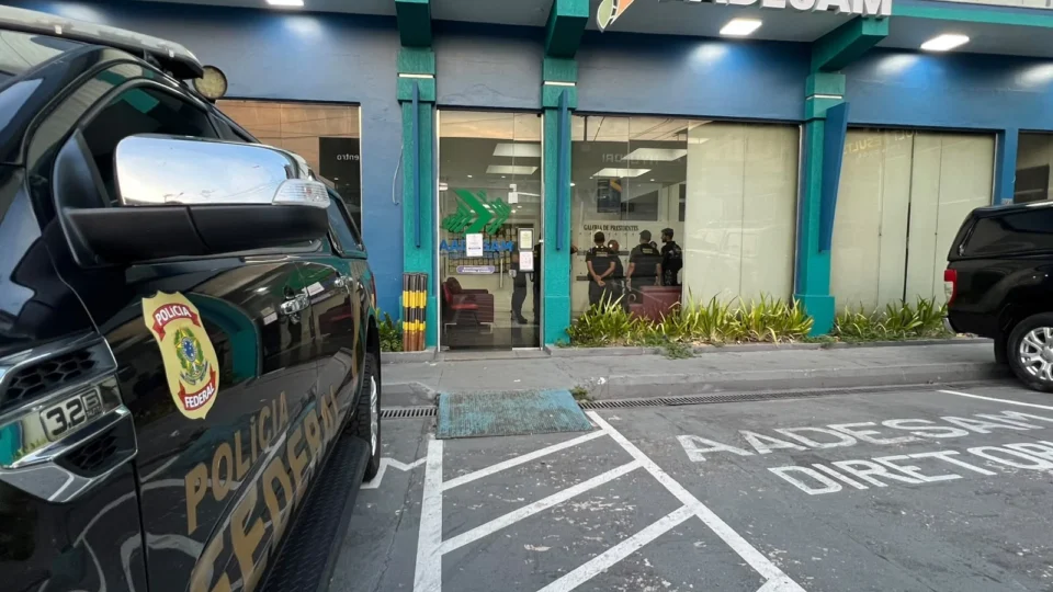 Operação Combustão: PF investiga desvio de recursos e bloqueia R$ 17 milhões no Amazonas