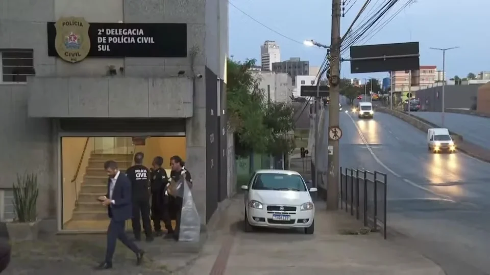 Polícia Civil faz operação contra grupo ligado ao Comando Vermelho em Betim; três pessoas já foram presas