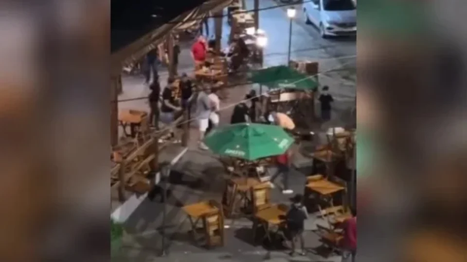 Homem morre após ser imobilizado por clientes de bar durante confusão no Sul de Minas