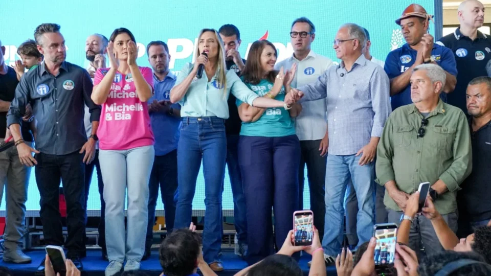 Ronaldo Fonseca renuncia ao Senado no DF para apoiar Michelle Bolsonaro e Bia Kicis
