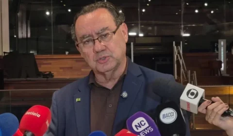 Augusto Cury diz ter sido procurado por alto escalão da esquerda e da direita para desistir da candidatura