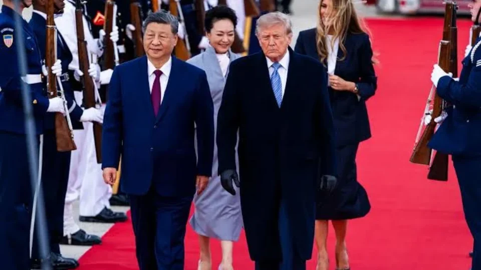 Xi Jinping pede a Trump que EUA não apoiem independência de Taiwan em encontro na Casa Branca