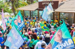 Flávio Bolsonaro amplia articulação no Nordeste com agenda de campanha no Rio Grande do Norte