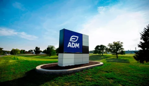 ADM prepara entrada no mercado de carbono com captura de 800 mil toneladas de CO₂ por ano