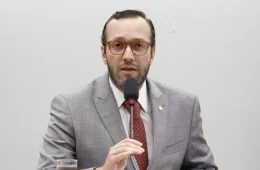 Quem é Filipe Barros? Conheça o candidato do PL ao Senado pelo Paraná