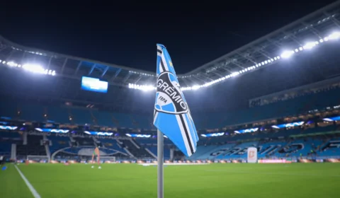 Grêmio enfrenta Inter no Gre-Nal 454 decisivo da Copa do Brasil