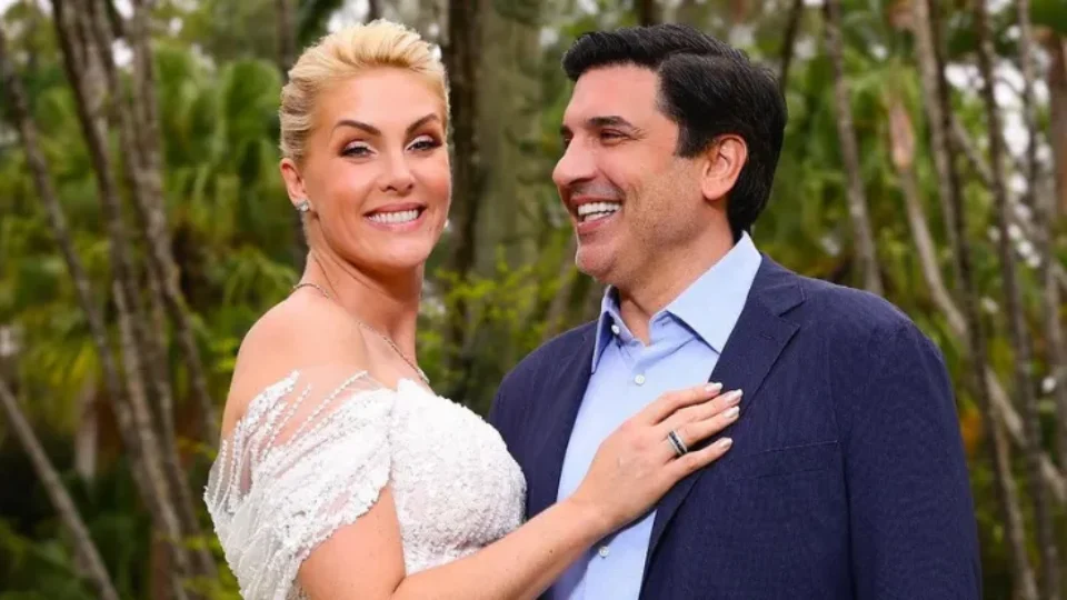 Ana Hickmann e Edu Guedes se casam em cerimônia no interior de São Paulo