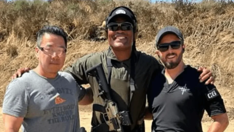 Anderson Silva treina para virar policial em Beverly Hills