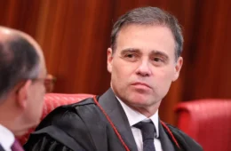 Mendonça admite encontro com Vorcaro e revela o que foi discutido no STF