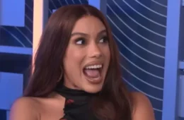 “Tive vontade de chorar”: Anitta critica técnica vocal de participantes do Estrelas da Casa