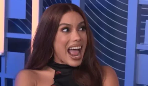“Tive vontade de chorar”: Anitta critica técnica vocal de participantes do Estrelas da Casa