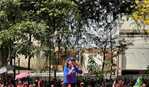 “Estamos em guerra”: Tebet convoca mulheres contra Flávio e Tarcísio