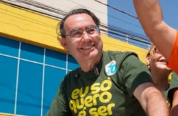 Augusto Cury faz ato em Copacabana e defende pacificação durante 7 de Setembro