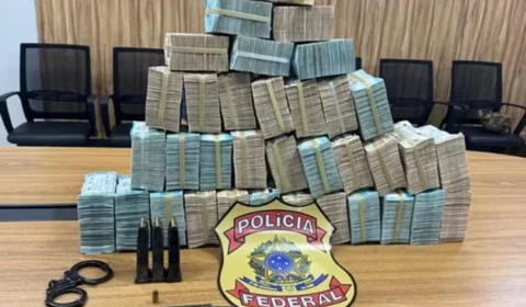 Dupla flagrada com R$ 2,5 milhões destinados a campanha continua presa no Pará