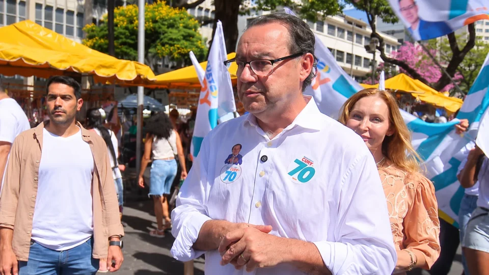 Augusto Cury faz campanha em BH e diz que bets devem ser eliminadas ou taxadas em até 60%