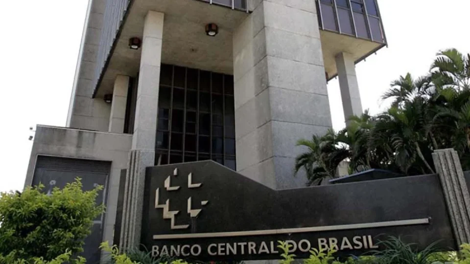Mercado financeiro reduz previsão da inflação para 5% em 2026