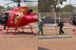 Jovem baleado acidentalmente é resgatado de helicóptero após seca dificultar acesso em Rondônia