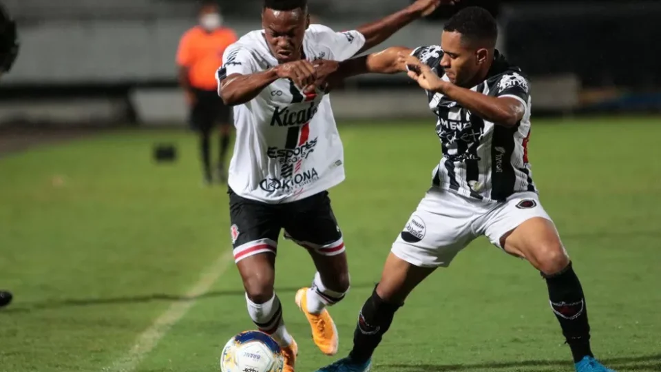 Santa Cruz x Botafogo-PB: onde assistir, horário e escalações pelo quadrangular da Série C